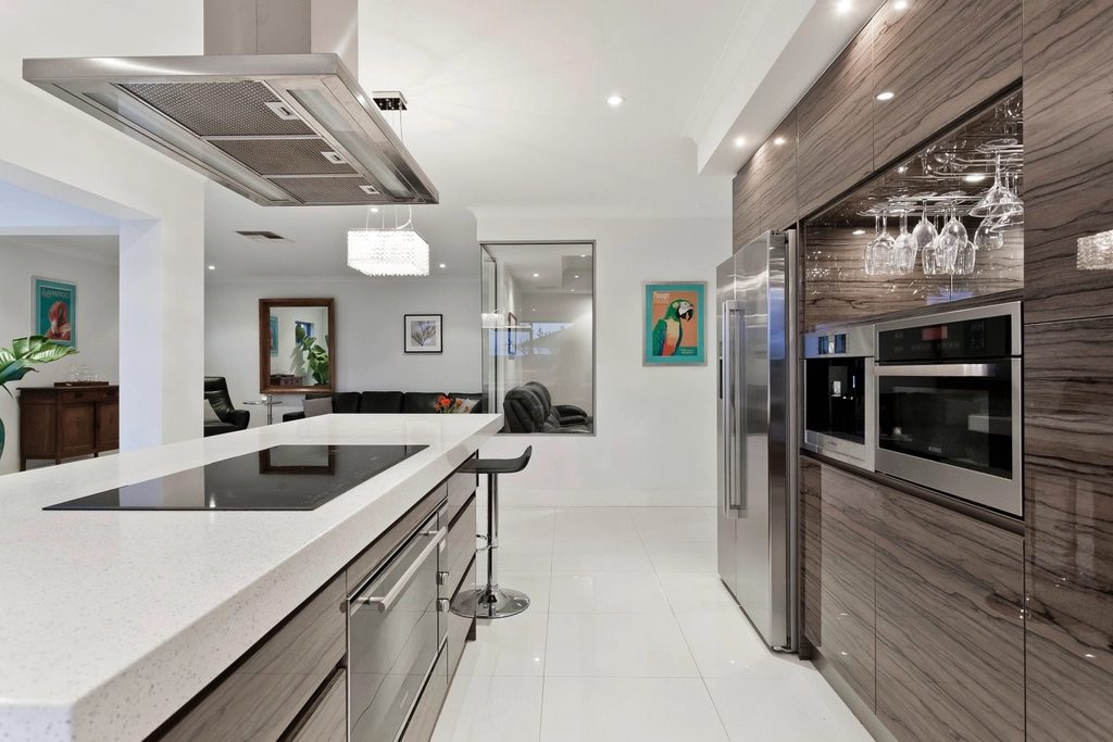 Cocina abierta de la vivienda de Sitges